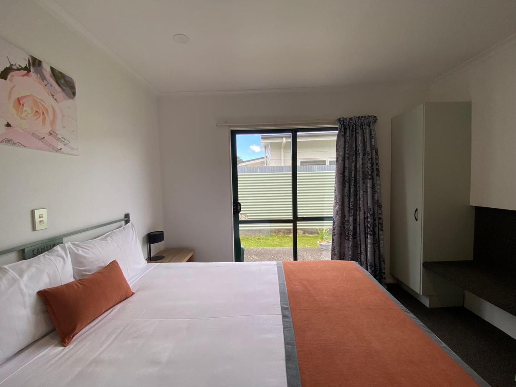 Motel Camelot Motor And Conference Centre Palmerston North